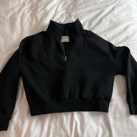 Abercrombie & Fitch Tops - Abercrombie & Fitch Black Half-Zip Sweatshirt